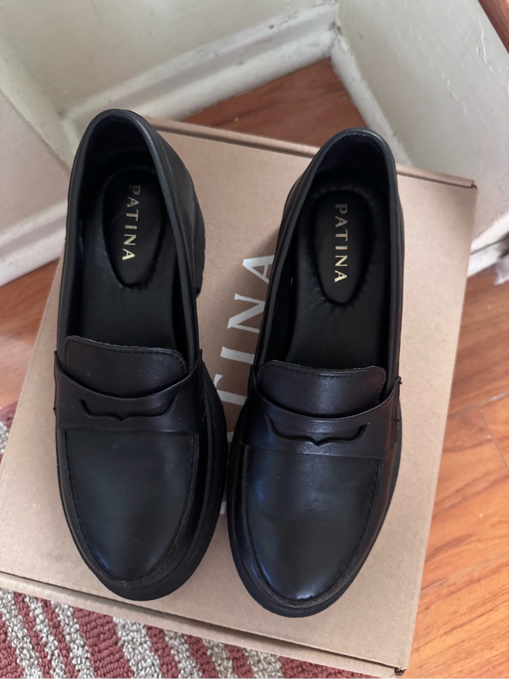 Portland Leather Patina Zoe Chunky Black Leather Penny Loafers - 7.5 - Picture 4 of 6